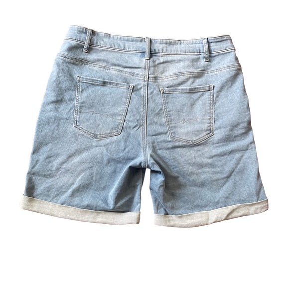 Parasuco denim shorts size 12 - Picture 2 of 2